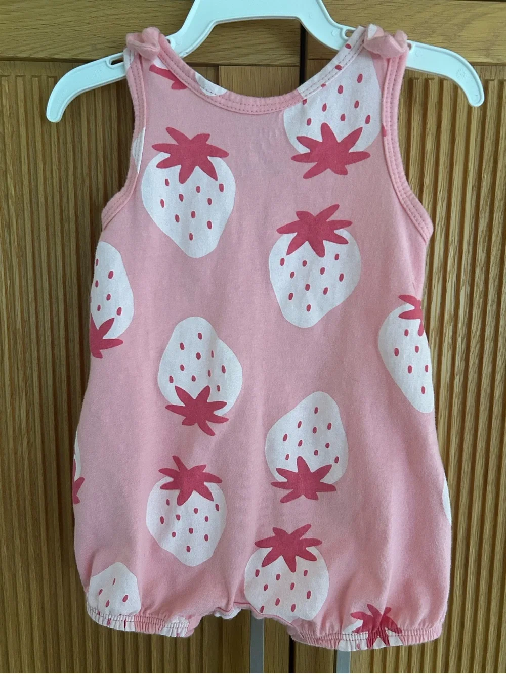 NWOT Carter’s strawberry romper, 3m